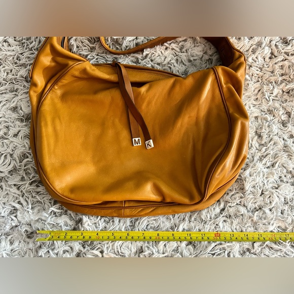 Vintage Michael Kors Tan Brown Leather Hobo Shoulder Bag Purse Boho - Picture 12 of 12